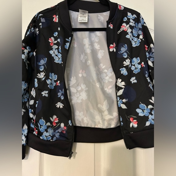 Adidas Floral jacket XL - Picture 2 of 10
